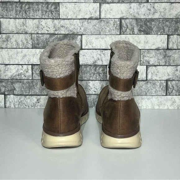 Skechers Slip Ins Womens 9.5 3M Scotchguard Vegan Leather Side Zip Boots - Picture 5 of 9